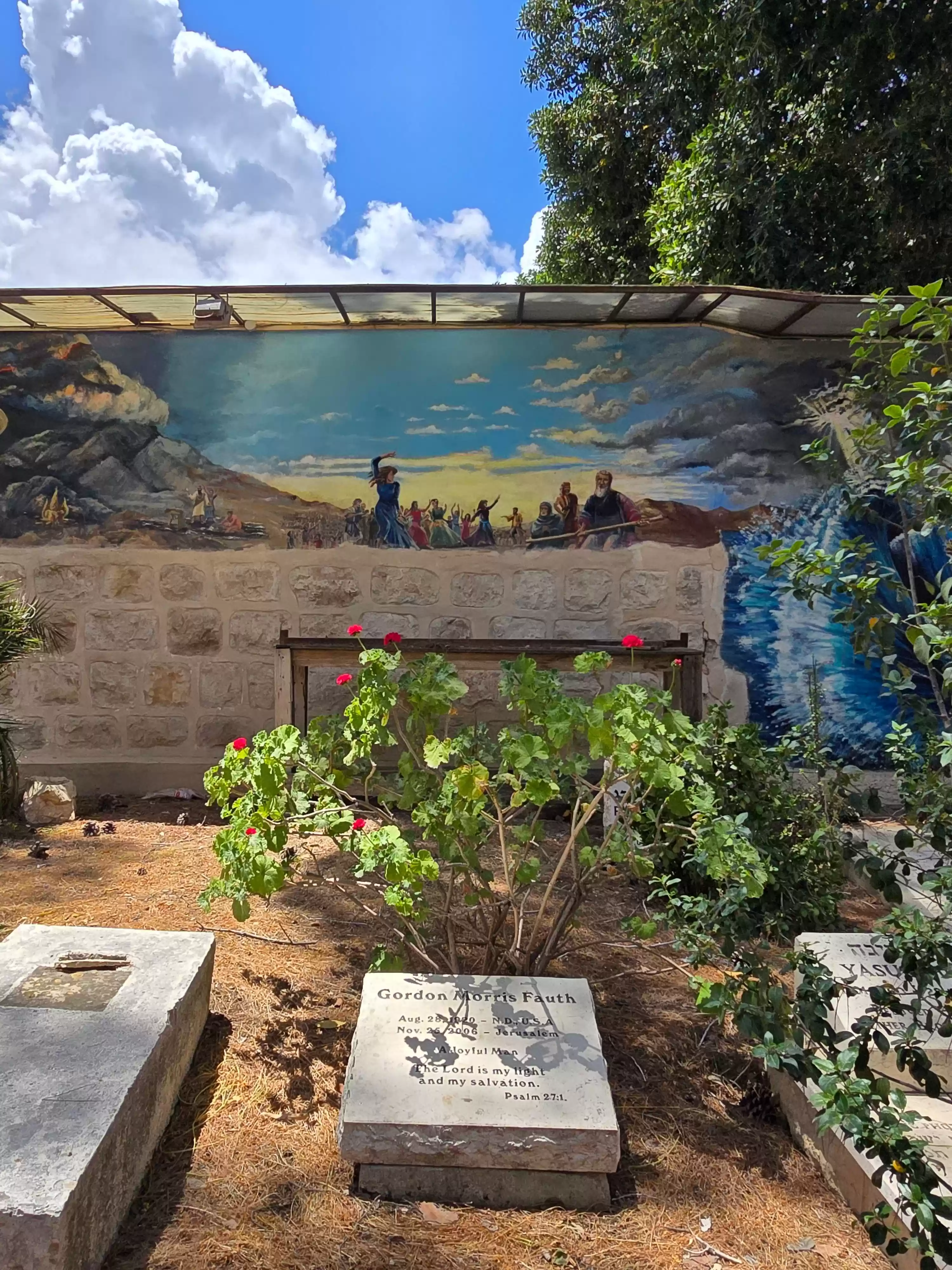Grave2
